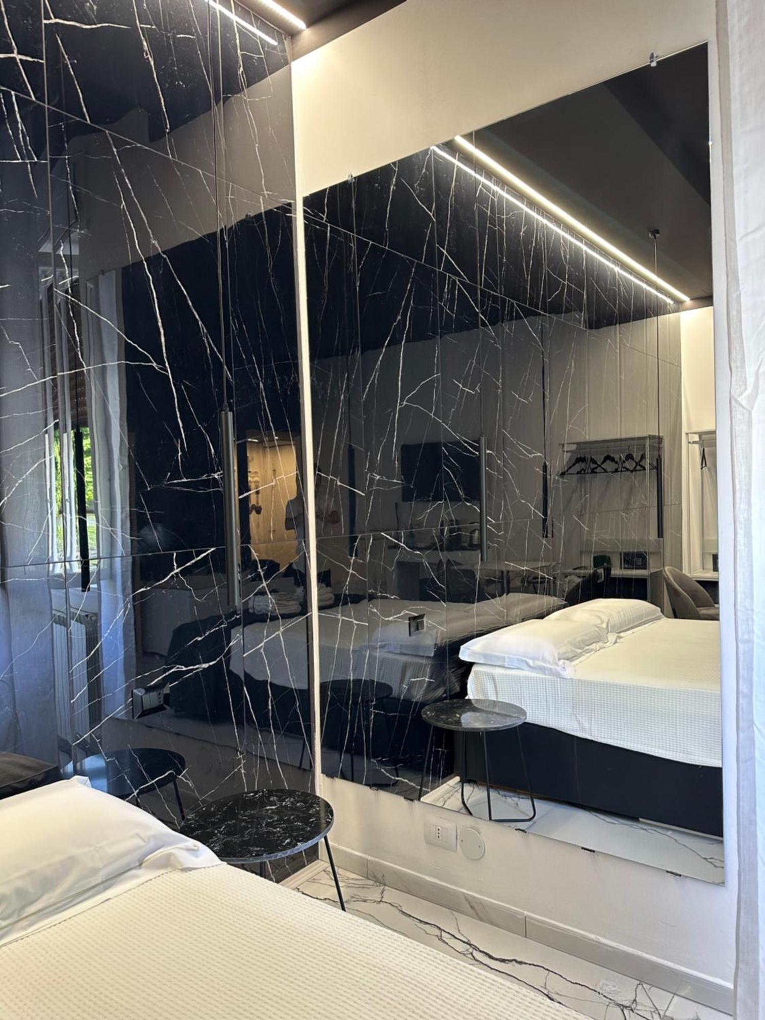 Milan Hub Private Spa Экстерьер фото