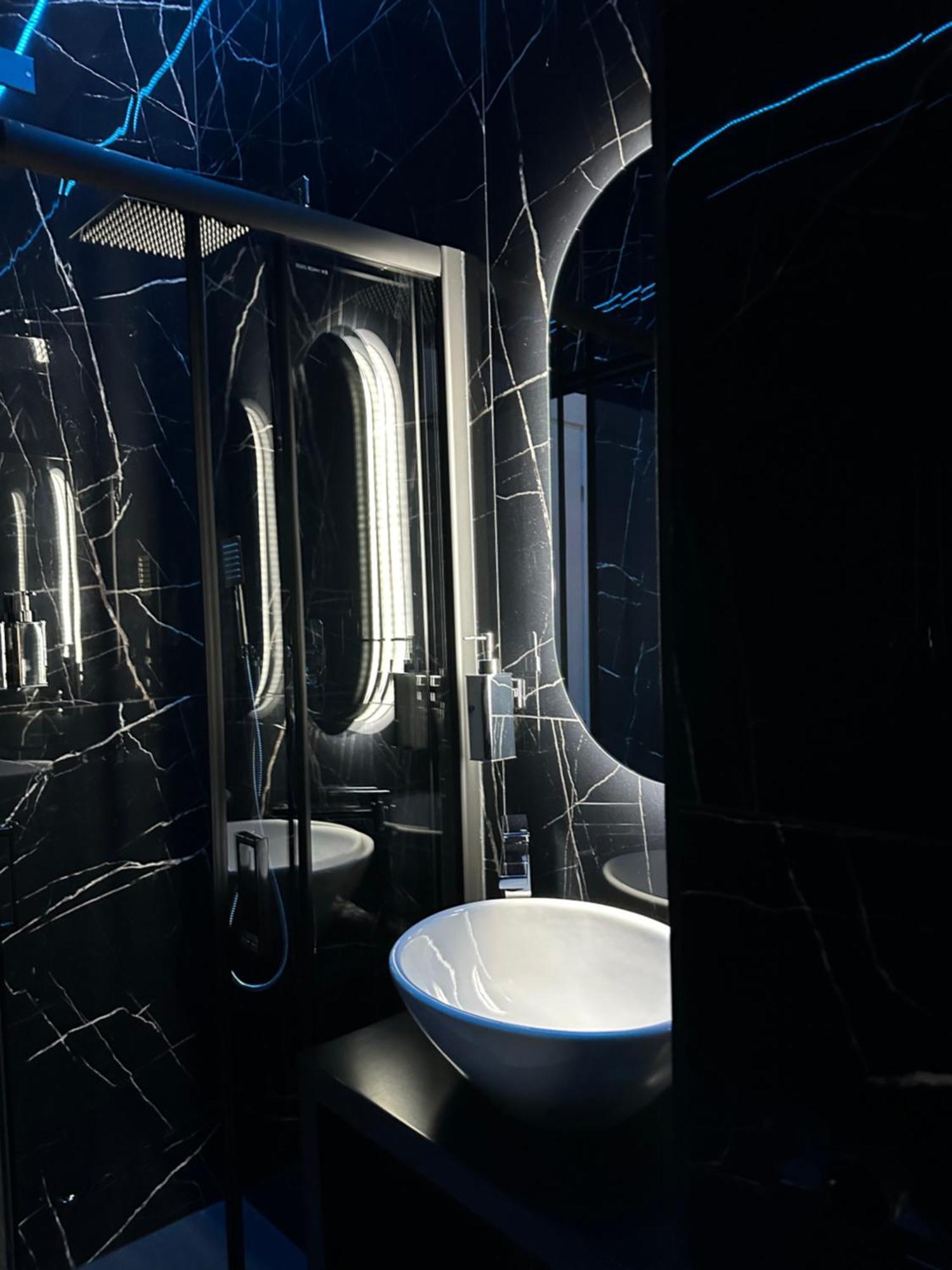 Milan Hub Private Spa Экстерьер фото